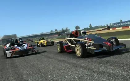 Real Racing 3 مهكره — لقطة شاشة 2